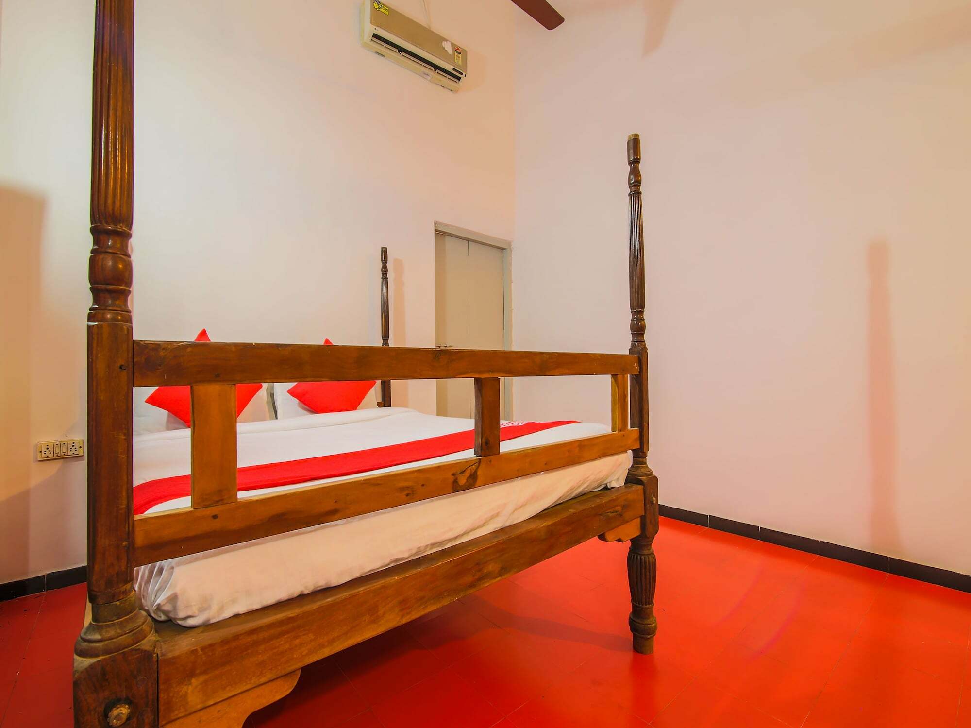Royal Suites Anjuna Extérieur photo