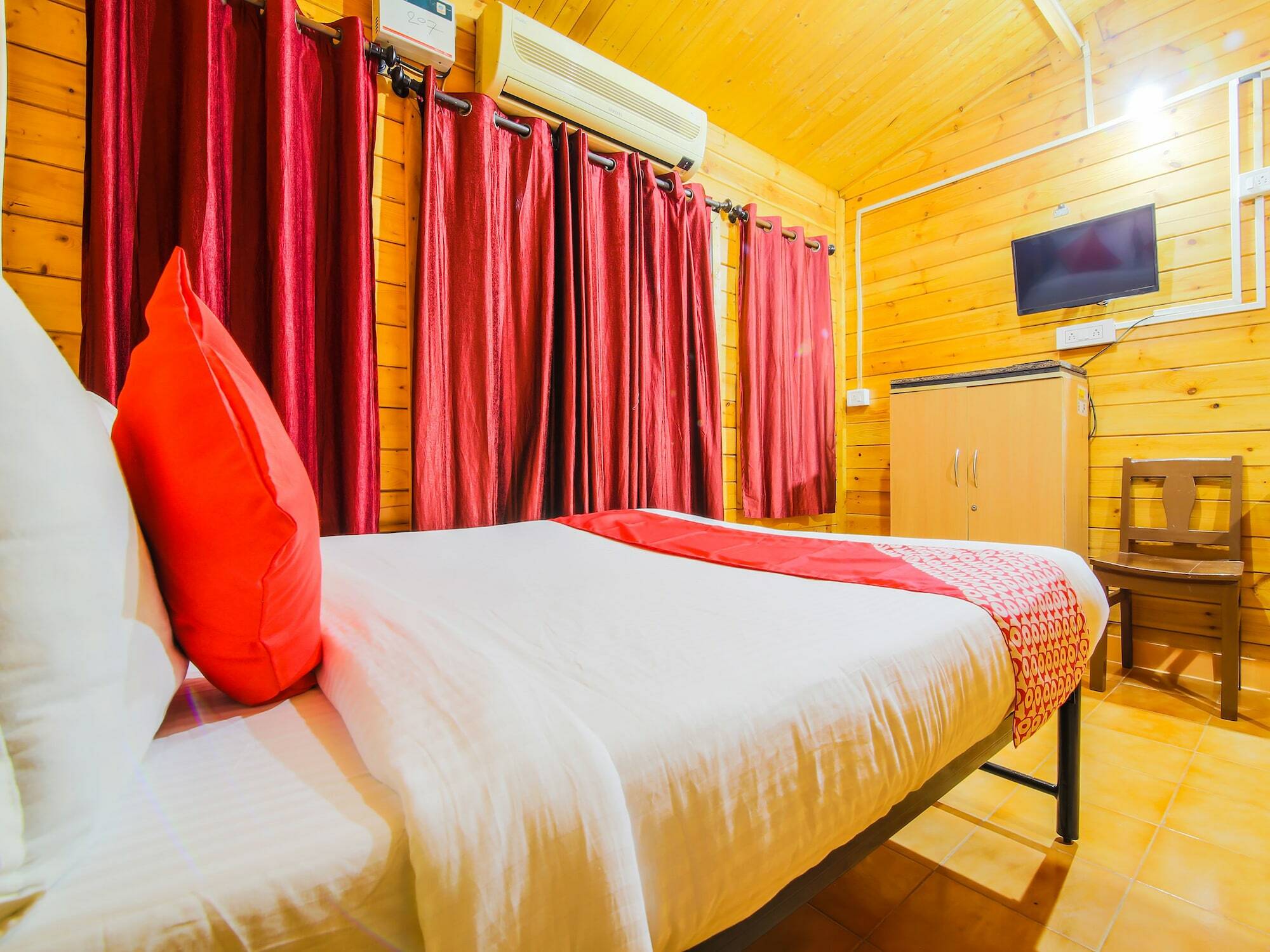 Royal Suites Anjuna Extérieur photo